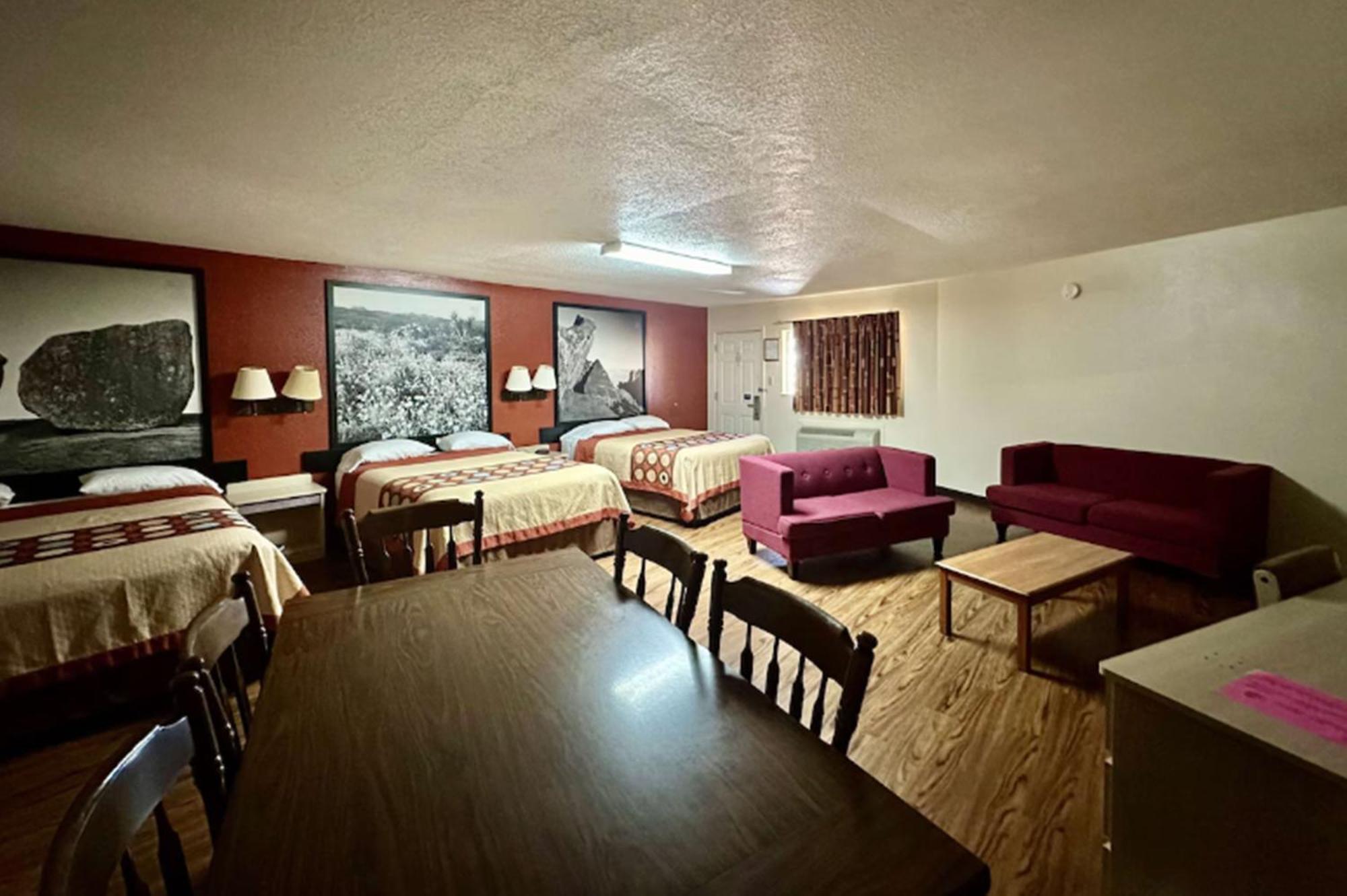 Super 8 By Wyndham Athens Tx Hotel Room photo